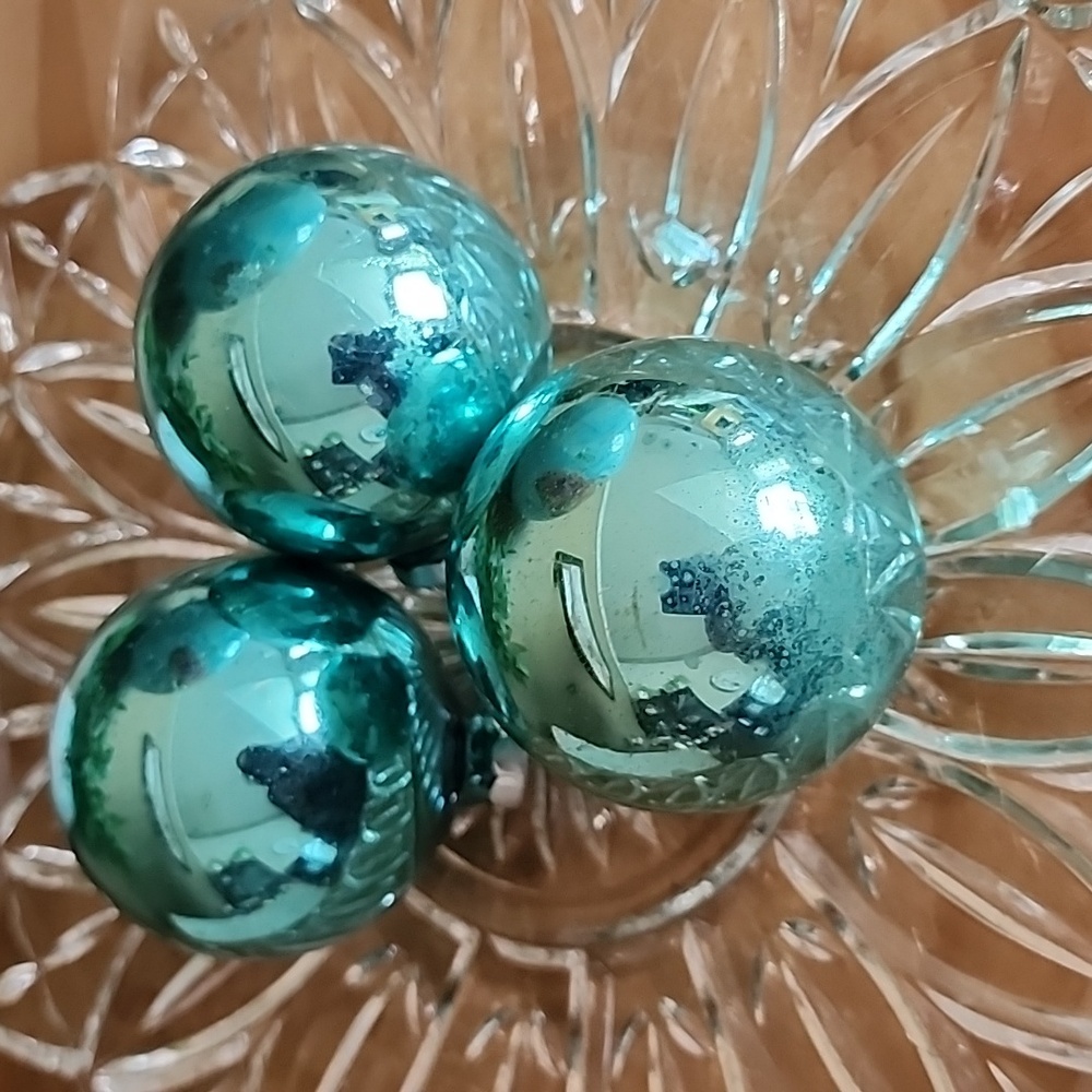 Vintage Fieldcraft Canada glass Christmas tree ornaments - Picture 10 of 14